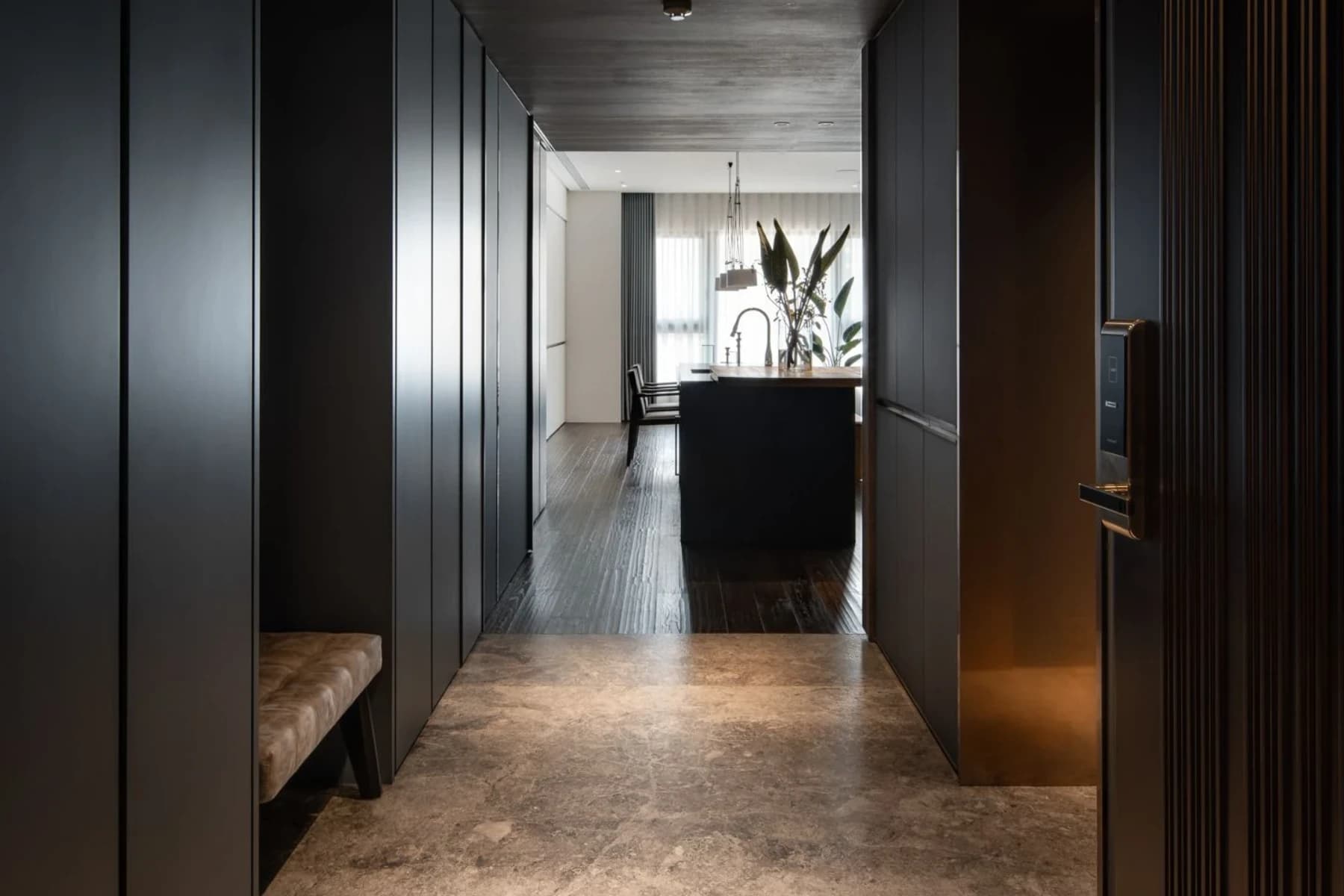 Interior-01