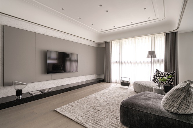 JIMRAY  SQUARE  W House